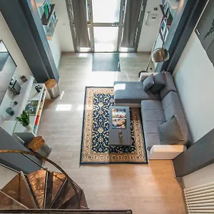 Apartment The Loft Gallery By Giulia, Rome
